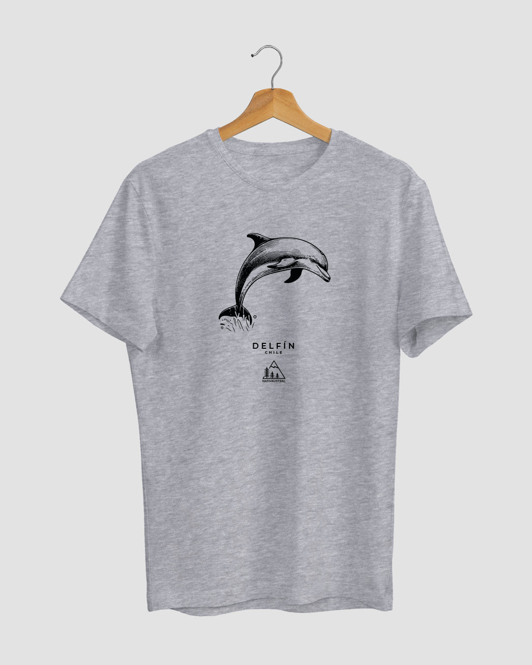 Polera con diseño de delfín, fauna marina de Chile, color gris - Nativaustral