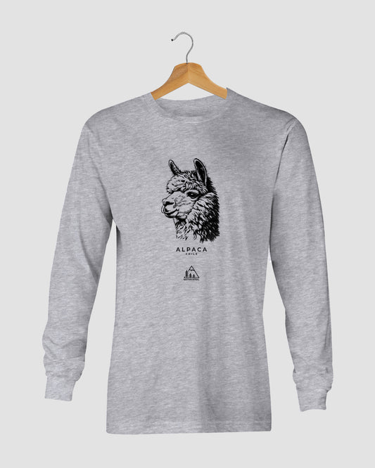 Polera manga larga con diseño de alpaca, fauna nativa de la zona andina chilena, color gris claro - Nativaustral