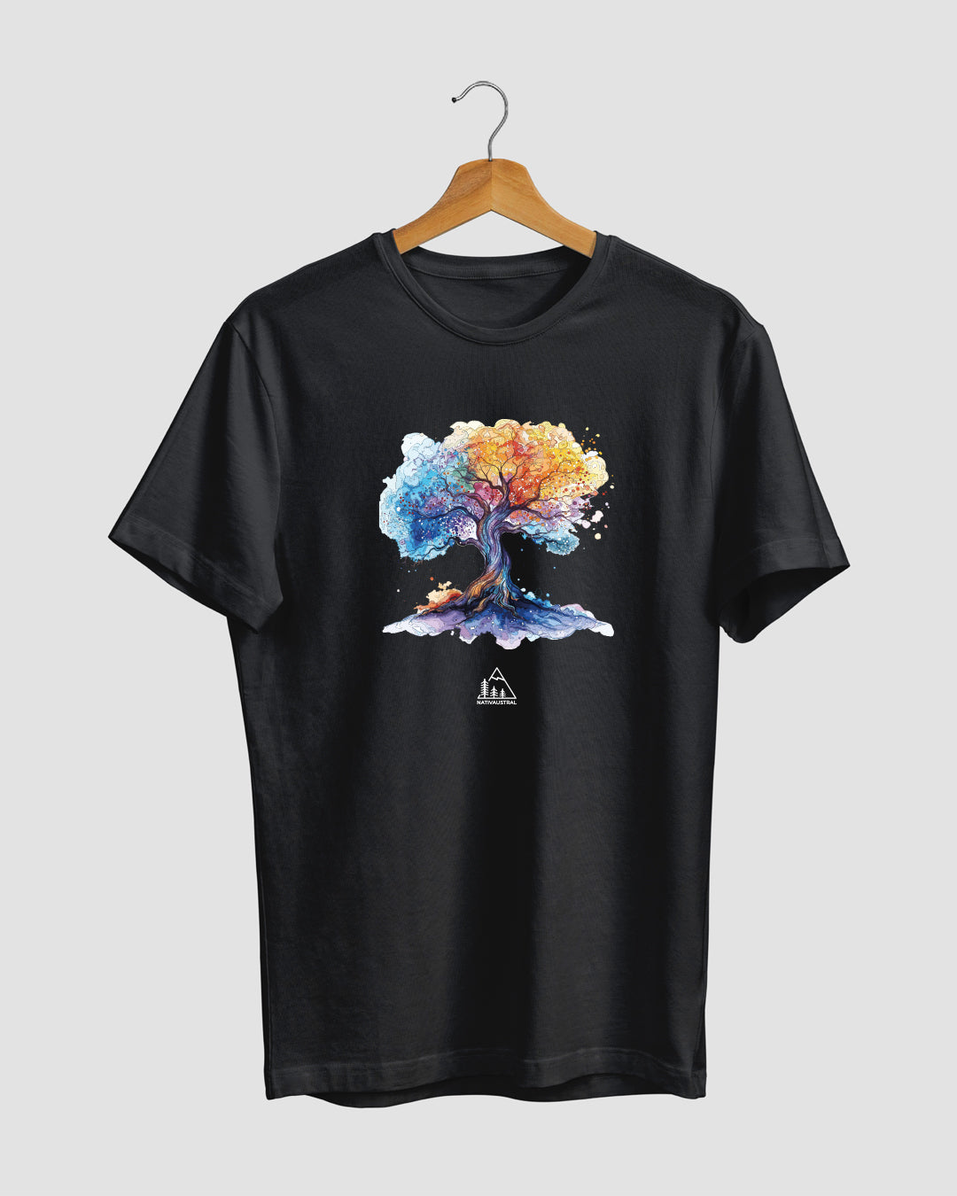 Polera con diseño de árbol de la vida, conexión con la naturaleza chilena, color negro - Nativaustral