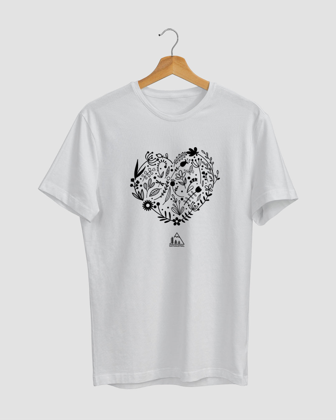 Polera con diseño de corazón de la naturaleza, amor por la naturaleza chilena, color blanca - Nativaustral