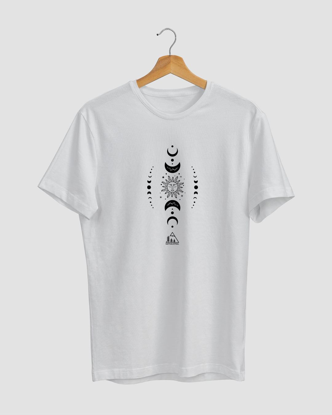 Polera con diseño de luna y sol, ciclos naturales de Chile, color blanca - Nativaustral
