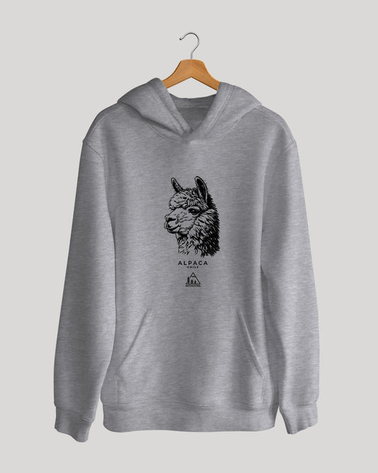 Polerón canguro con diseño de alpaca, fauna nativa de la zona andina chilena, color gris claro - Nativaustral
