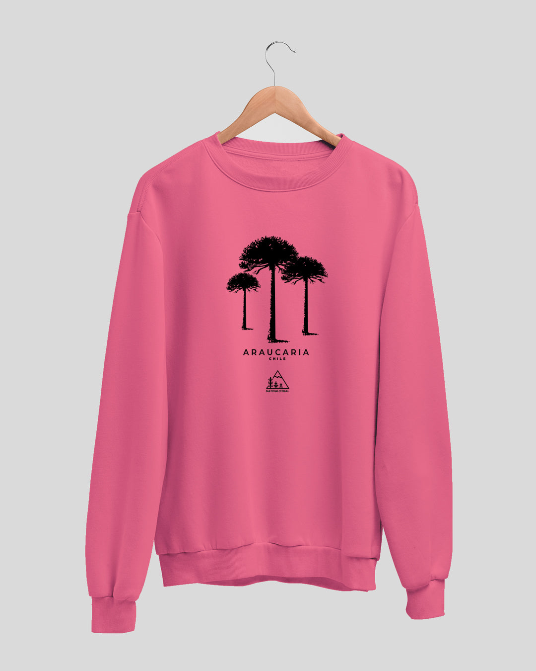 Polerón polo con diseño de araucaria, árbol sagrado del pueblo mapuche, color fucsia claro - Nativaustral