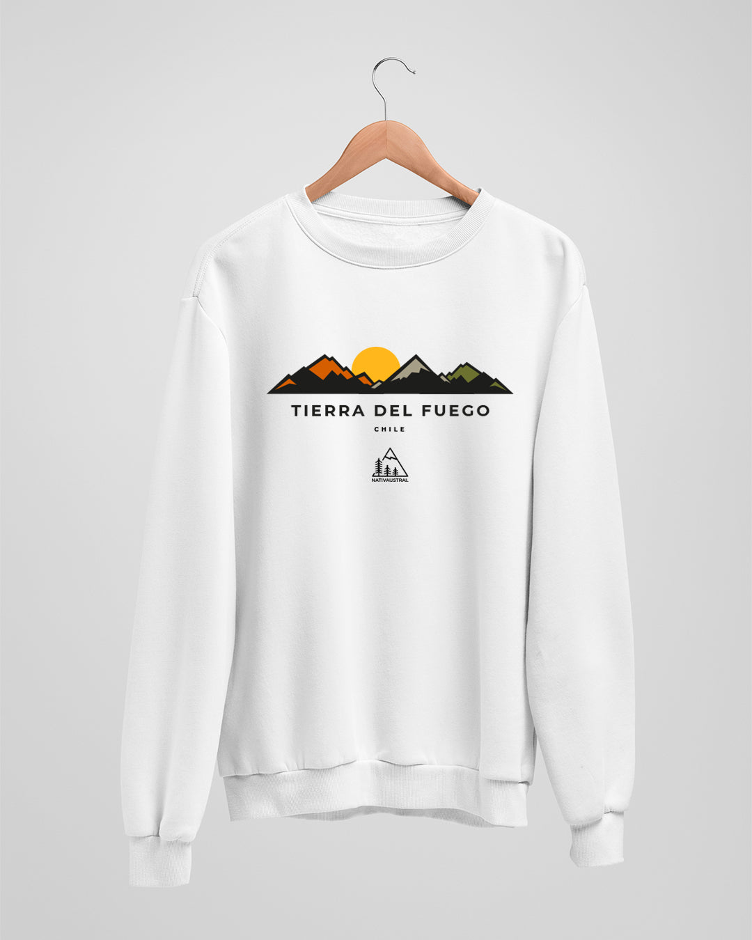 Polerón polo con diseño de Tierra del Fuego, paisaje austral de Chile, color blanco - Nativaustral