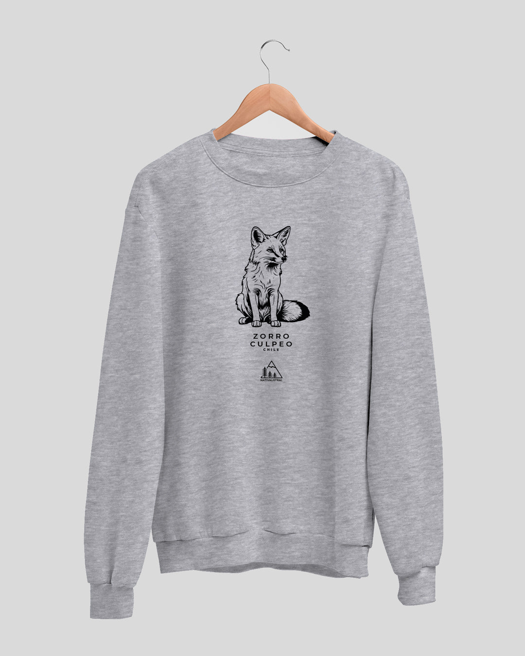 Polerón polo con diseño de zorro culpeo, fauna nativa de Chile, color gris claro - Nativaustral